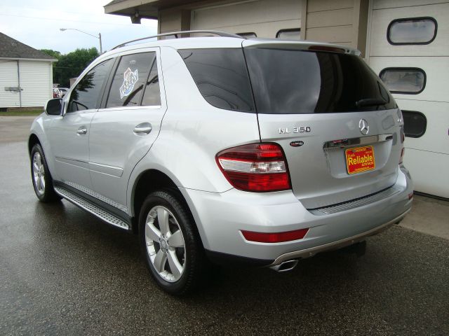 2010 Mercedes-Benz M-Class Gl 2x2