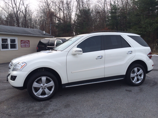 2011 Mercedes-Benz M-Class Gl 2x2