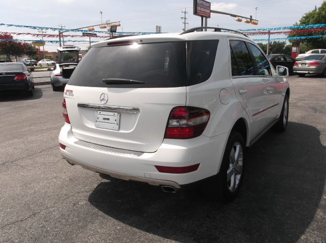 2011 Mercedes-Benz M-Class SES 5dr