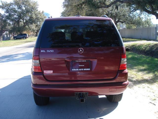 2001 Mercedes-Benz M Class AWD Wagon Automatic VERY NICE