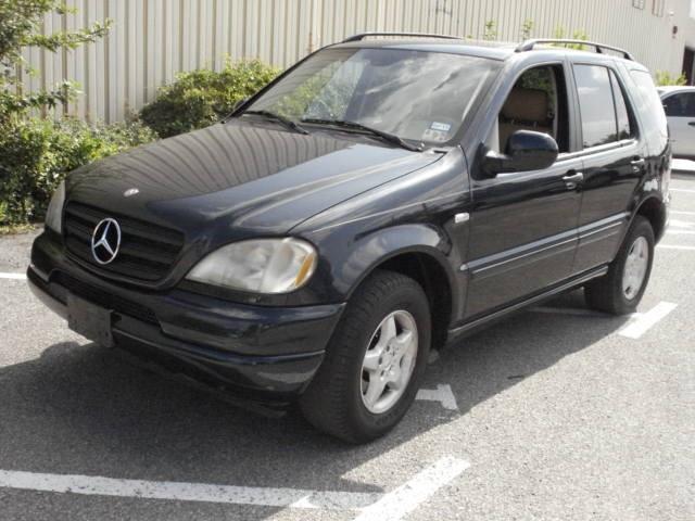 2001 Mercedes-Benz M Class AWD Wagon Automatic VERY NICE