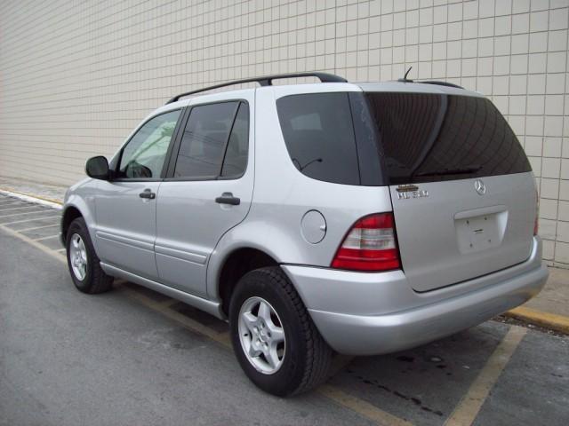 2001 Mercedes-Benz M Class AWD Wagon Automatic VERY NICE