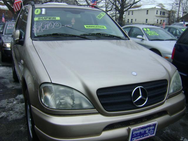 2001 Mercedes-Benz M Class AWD Wagon Automatic VERY NICE