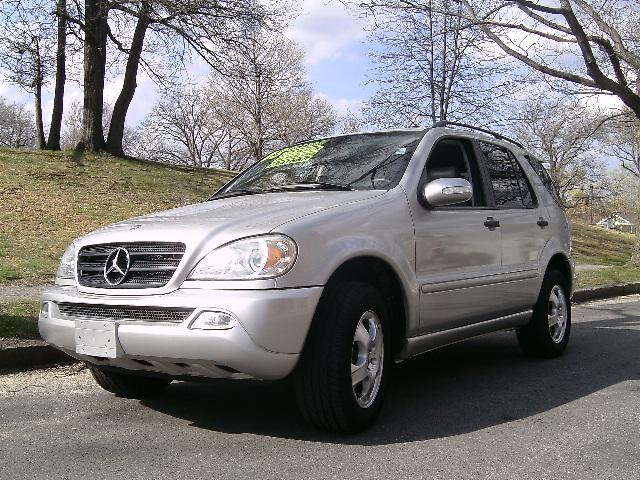 2003 Mercedes-Benz M Class SES 5dr