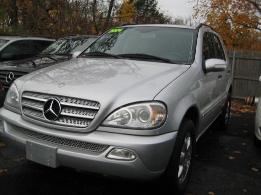 2004 Mercedes-Benz M Class 1500 4x4 LS