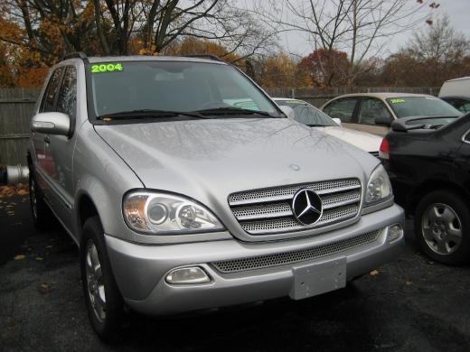 2004 Mercedes-Benz M Class 1500 4x4 LS