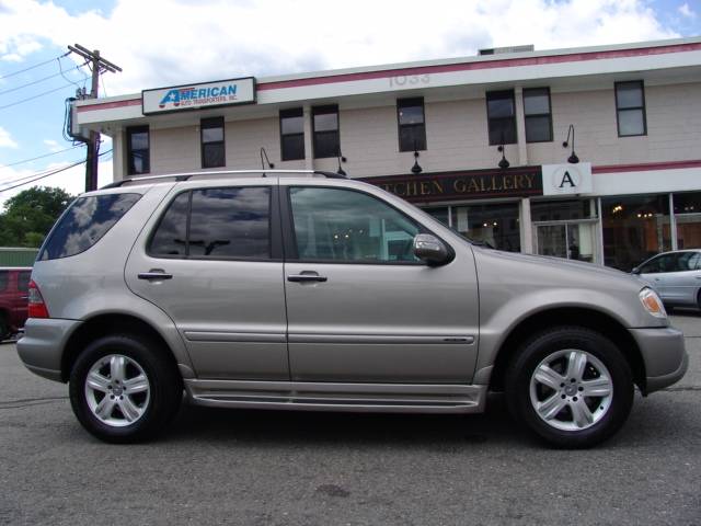 2005 Mercedes-Benz M Class 21301