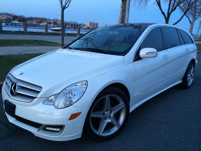 2007 Mercedes-Benz R-Class DRW LS