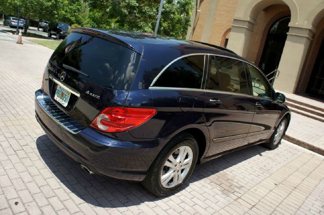 2009 Mercedes-Benz R-Class DRW LS