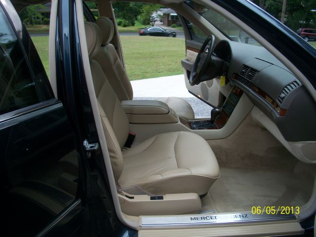 1997 Mercedes-Benz S-Class 1986 Nissan