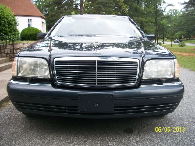 1997 Mercedes-Benz S-Class 1986 Nissan