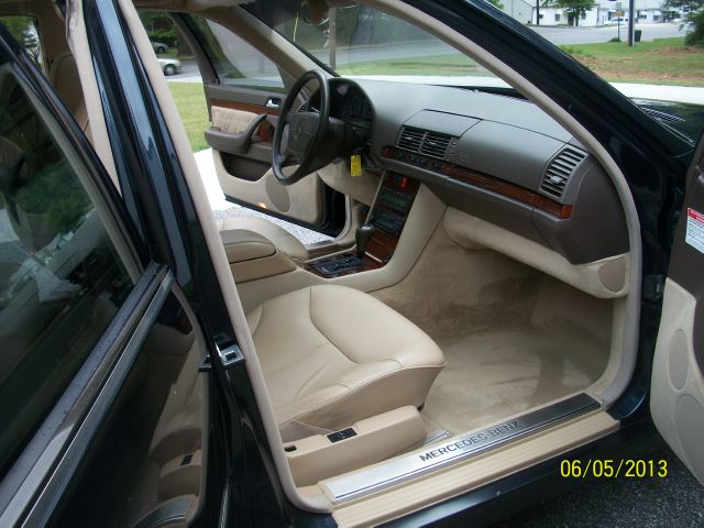 1997 Mercedes-Benz S-Class 1986 Nissan