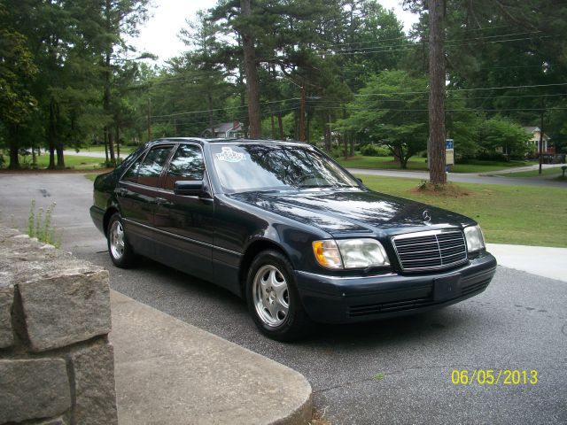 1997 Mercedes-Benz S-Class 1986 Nissan