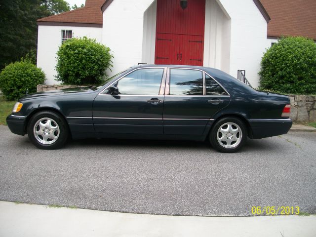 1997 Mercedes-Benz S-Class 1986 Nissan