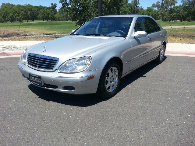 2000 Mercedes-Benz S-Class SW1