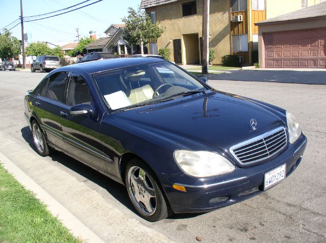 2000 Mercedes-Benz S-Class SW1