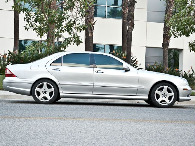 2004 Mercedes-Benz S-Class Sahara