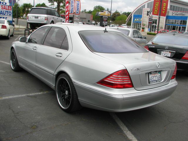 2005 Mercedes-Benz S-Class Sahara