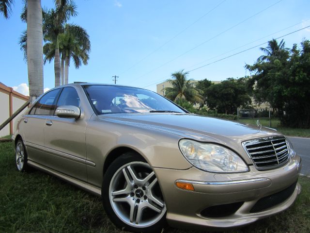 2006 Mercedes-Benz S-Class Sahara