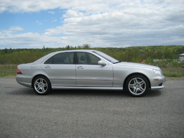 2006 Mercedes-Benz S-Class QUAD CAB Sport 1500 Down