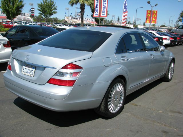 2007 Mercedes-Benz S-Class 4WD Supercab 145 Lariat