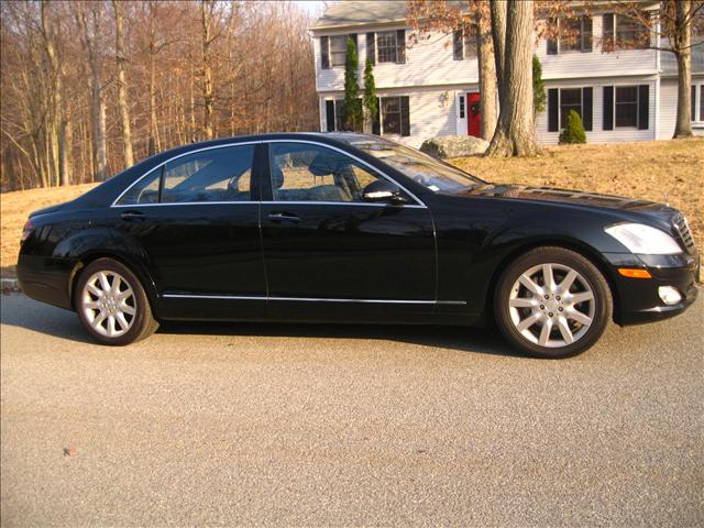 2007 Mercedes-Benz S-Class 4WD Supercab 145 Lariat