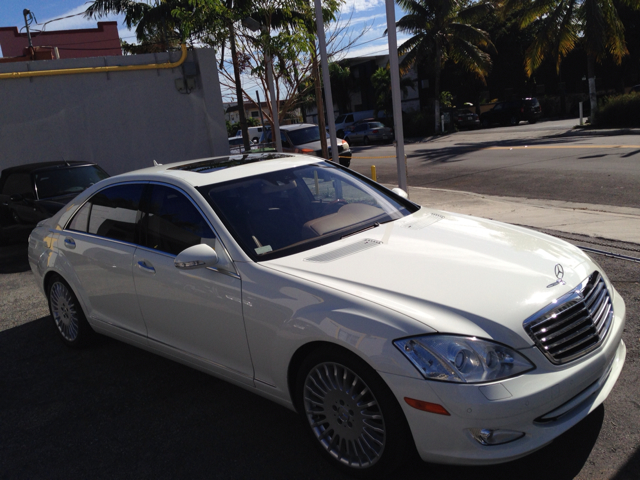 2007 Mercedes-Benz S-Class 4WD Supercab 145 Lariat