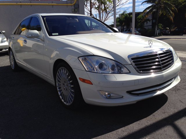 2007 Mercedes-Benz S-Class 4WD Supercab 145 Lariat