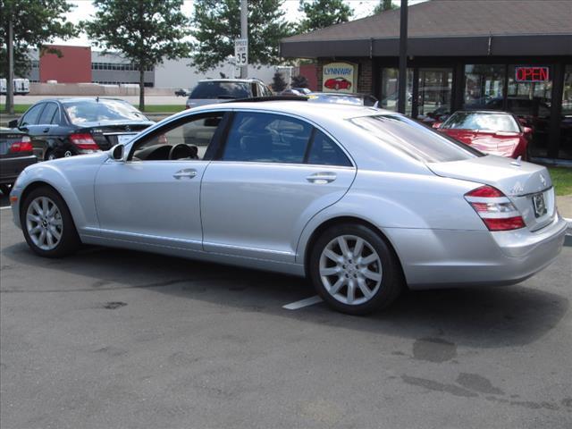 2007 Mercedes-Benz S-Class 4WD Supercab 145 Lariat