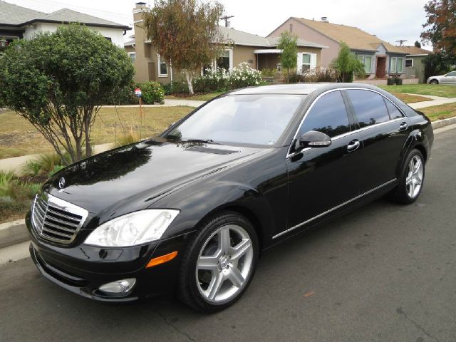 2007 Mercedes-Benz S-Class 4WD Supercab 145 Lariat