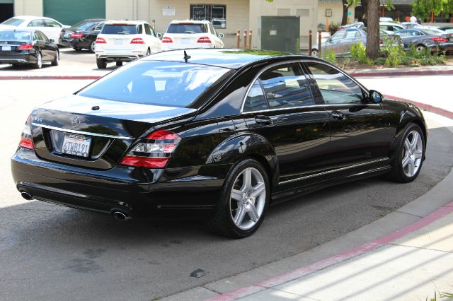 2007 Mercedes-Benz S-Class 4WD Supercab 145 Lariat