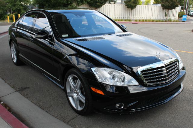 2007 Mercedes-Benz S-Class 4WD Supercab 145 Lariat