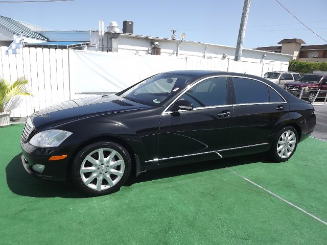 2007 Mercedes-Benz S-Class 4WD Supercab 145 Lariat