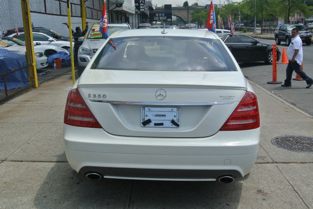 2007 Mercedes-Benz S-Class 4WD Supercab 145 Lariat