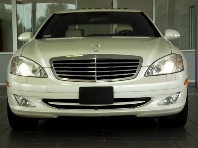 2007 Mercedes-Benz S-Class 4WD Supercab 145 Lariat