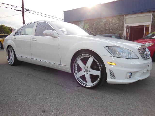 2007 Mercedes-Benz S-Class 4WD Supercab 145 Lariat