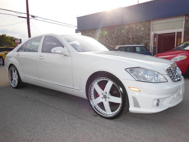 2007 Mercedes-Benz S-Class 4WD Supercab 145 Lariat