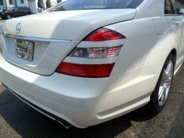 2008 Mercedes-Benz S-Class 4WD Supercab 145 Lariat