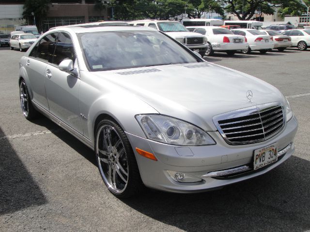 2008 Mercedes-Benz S-Class 4WD Supercab 145 Lariat