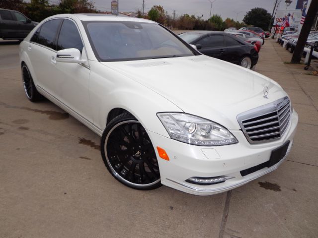 2010 Mercedes-Benz S-Class 4WD Supercab 145 Lariat