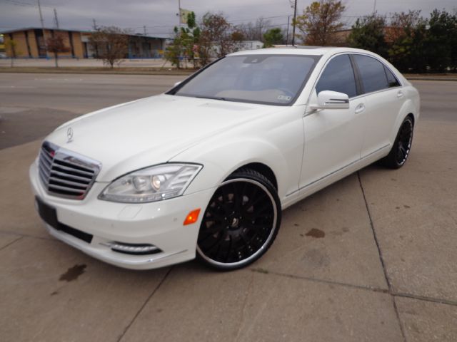 2010 Mercedes-Benz S-Class 4WD Supercab 145 Lariat