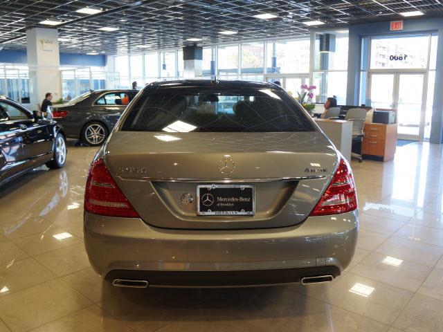 2013 Mercedes-Benz S-Class 18900+375