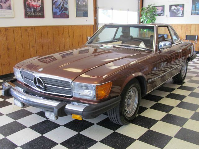 1976 Mercedes-Benz SL-Class Laramie - XLT