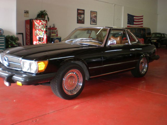 1976 Mercedes-Benz SL-Class Laramie - XLT