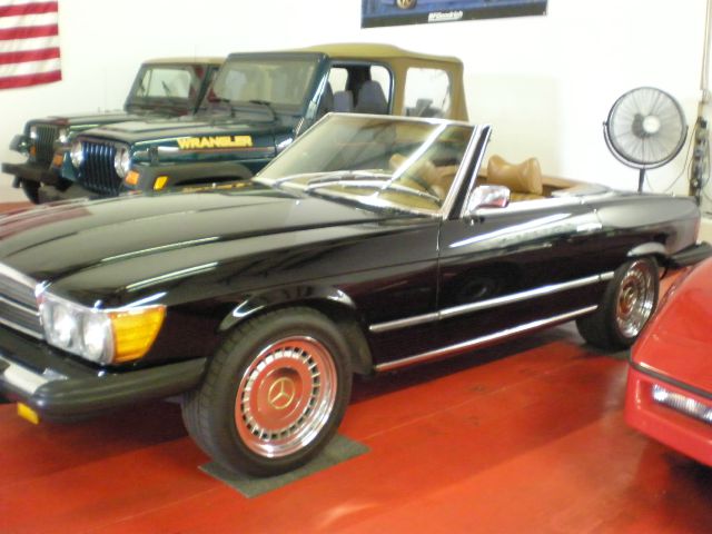 1976 Mercedes-Benz SL-Class Laramie - XLT