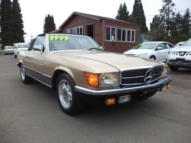 1984 Mercedes-Benz SL-Class Clean Carfax ONE Owner