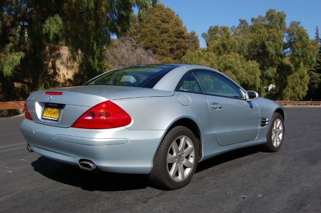 2003 Mercedes-Benz SL-Class Clean Carfax ONE Owner