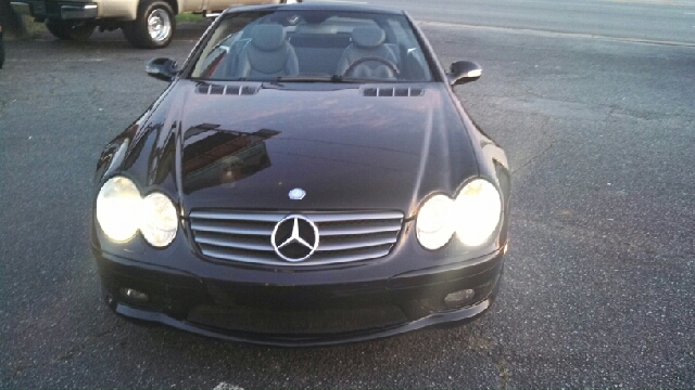 2003 Mercedes-Benz SL-Class 4dr S Tiptronic