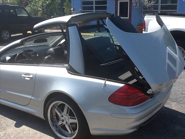 2004 Mercedes-Benz SL-Class XLS Sport Utility Pickup 4D