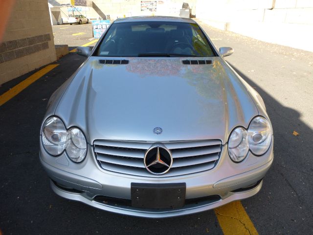 2004 Mercedes-Benz SL-Class 2WD XLT Styleside